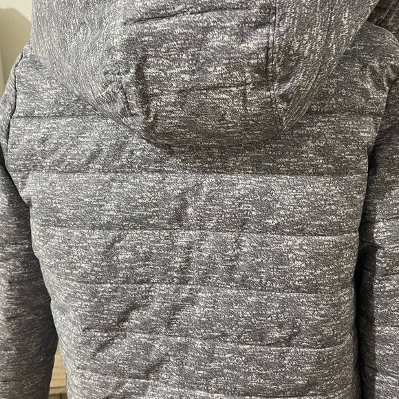 Abercrombie Cozy Puffer kids size 11/12 , faux fur lined , in speckled grey - Picture 2 of 7